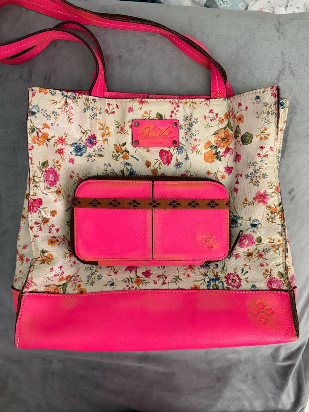 💐Patricia Nash Mini Prairie Rose with matching Matching Wallet set.